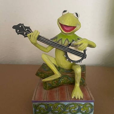 Figura di Kermit con banjo Walt Disney Showcase 2010