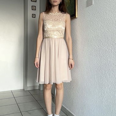 Abito in pizzo nude/beige Laona