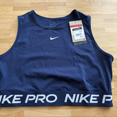 Nike Pro 365 Sport Crop Top