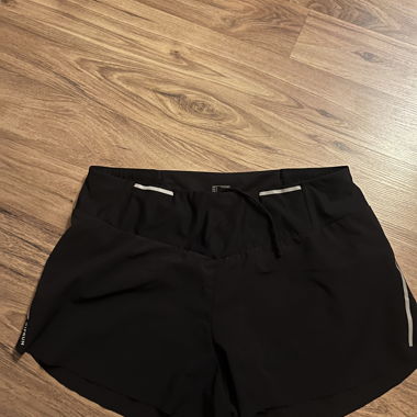 Short de sport noir