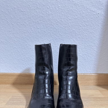 Cowboy Heeled Stiefelette