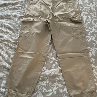Pantalon cargo beige C&A avec bord-côtes