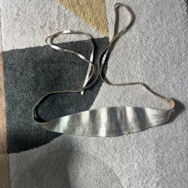 ceinture en daim dorée
