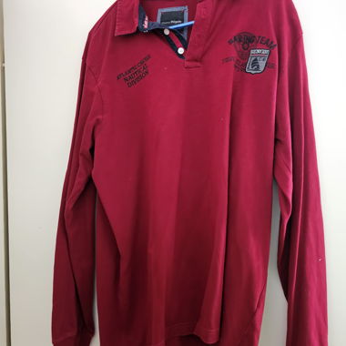 Polo manica lunga rossa di Charles Vögele