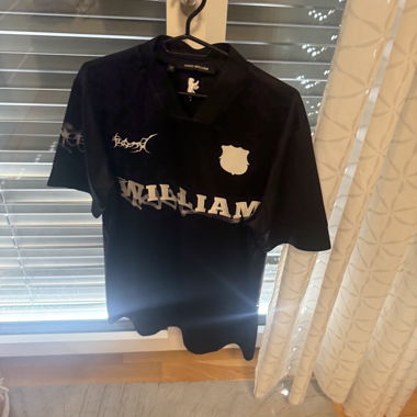 T-shirt David William