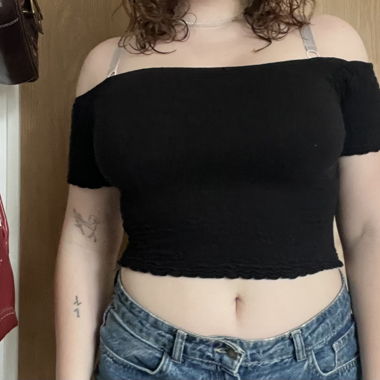 Off-shoulder Top
