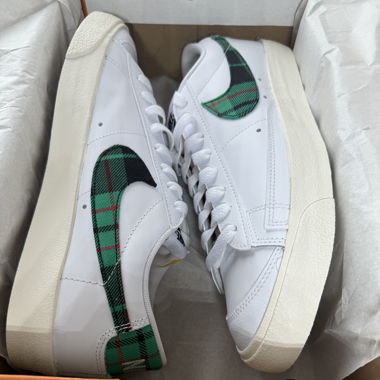 Nike Blazer Low '77 Premium Sneakers