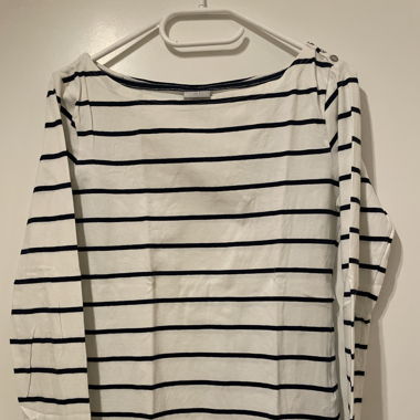 Gestreiftes Langarmshirt