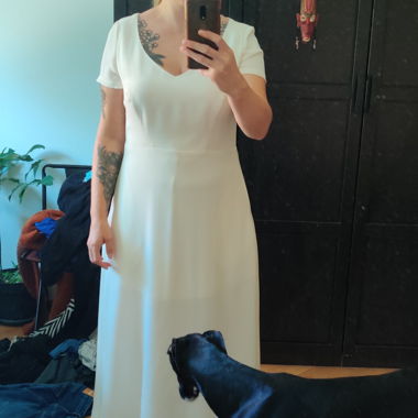 Weisses Midikleid