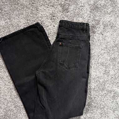 schwarze jeans