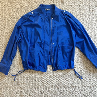 Veste bleue stylée de comma