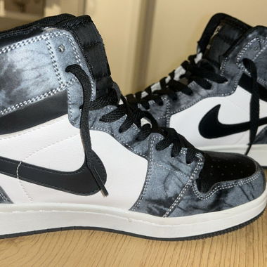 Nike Air Jordan 1 High OG "Tie-Dye" Sneaker (W)
