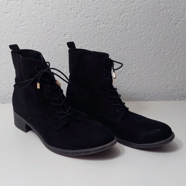 Bottine velours noire  // 39