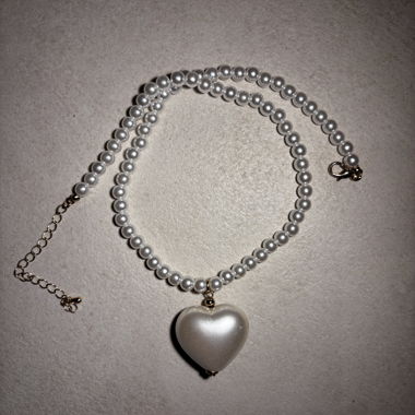 Collier en fausse perles