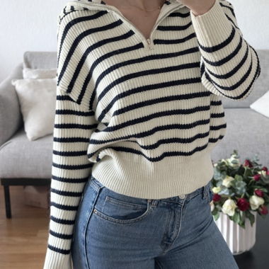 Kookai maglione blu navy e bianco