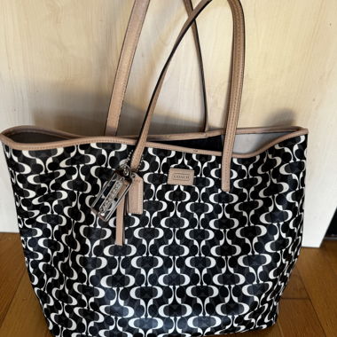 COACH Shopper schwarz und beige