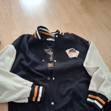 college jacke