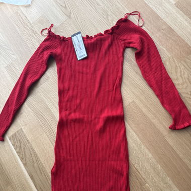 Mini red dress