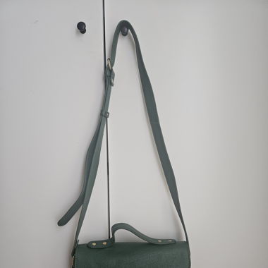 schöne Handtasche / Umhängetasche Grün