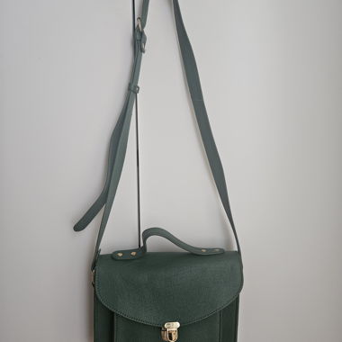 schöne Handtasche / Umhängetasche Grün