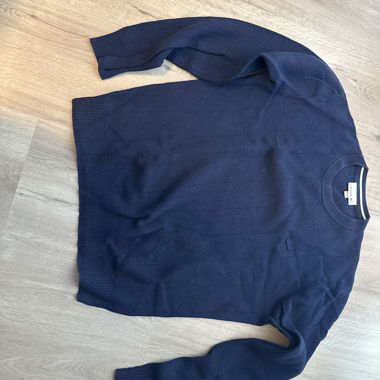 Lacoste sweater