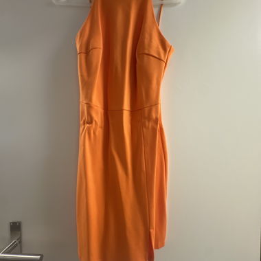 Orange Kleid mit Spaghettitraegern