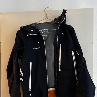Hardshelljacke für alpine Extremtouren