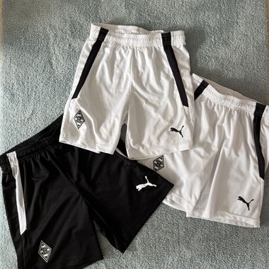 3 Puma Glatbach football shorts