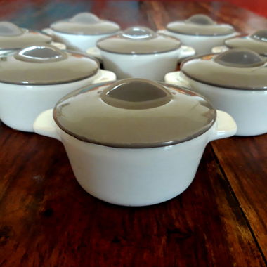 8 mini-cocottes