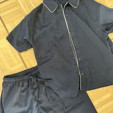 Ensemble de pyjama Uniqlo bleu foncé