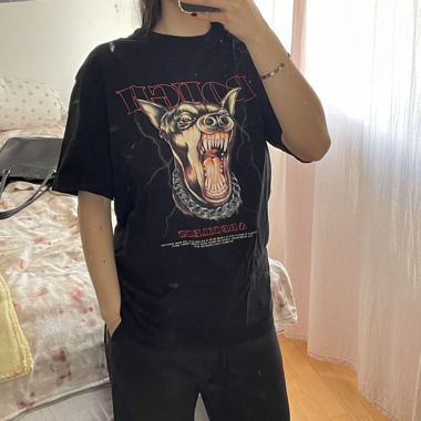 pull&bear tee.