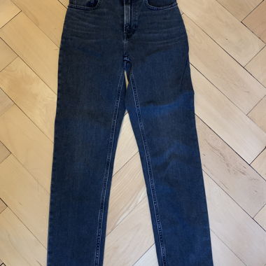 Everlane ‘the cheeky jean’
