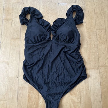Costume da bagno premaman nero con volant