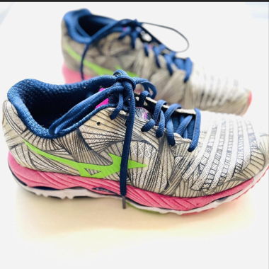 Mizuno running Shoes/ Laufschuhe Gr. 38