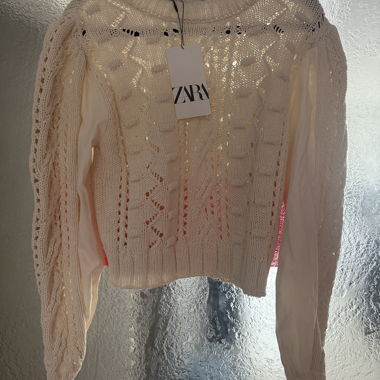 Beige ZARA Knit Sweater M