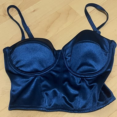 Top bleu foncé