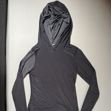 Slinky hooded top