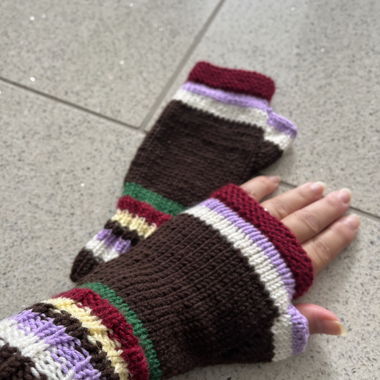 Handarbeit Damen Handschuhe 10
