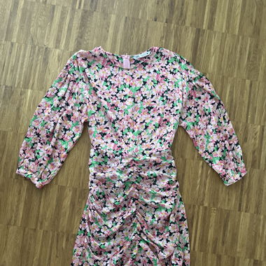 Kleid