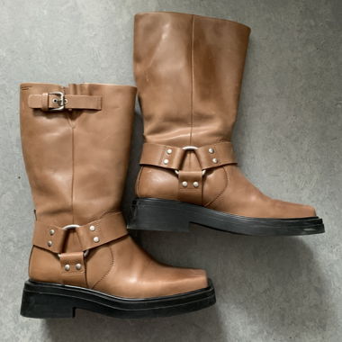 Bottes