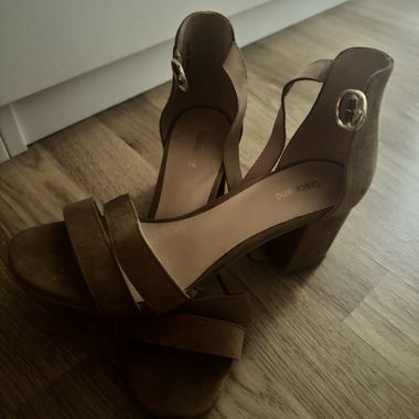 high heels