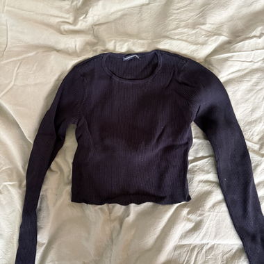 Kurzpullover schwarz gerippt