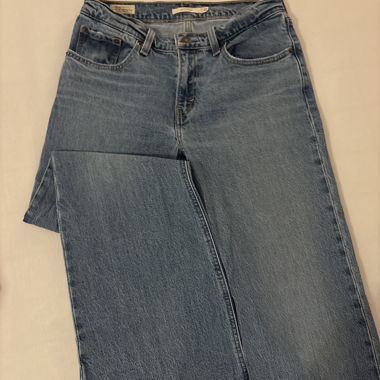 Levis Jeans mit geradem Bein