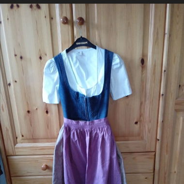 Dirndl