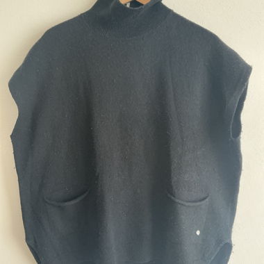 Black sweater vest - wool tunic