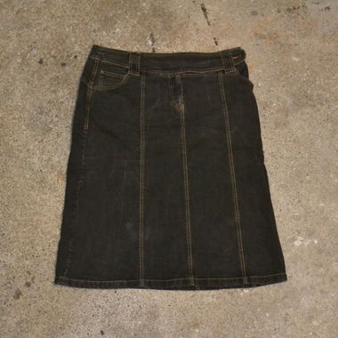 brown skirt