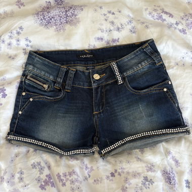Hot pants taille très basse ultra