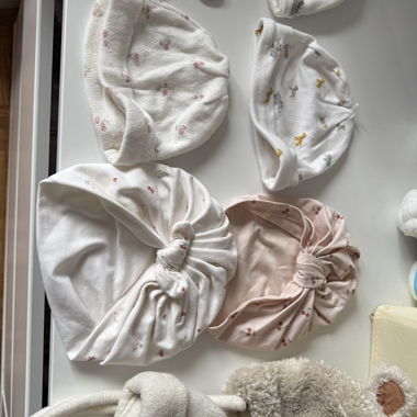 Set di cuffiette per neonati
