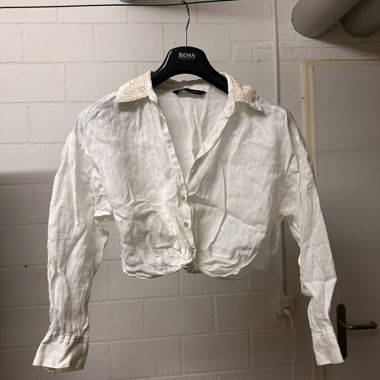 Weisse cropped Bluse