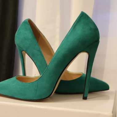 CHAUSSURE VERTE SIZE 40